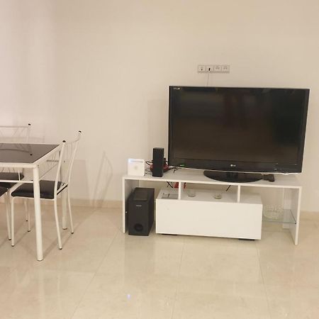 Bel appartement meublé les quais vert Oujda Esterno foto