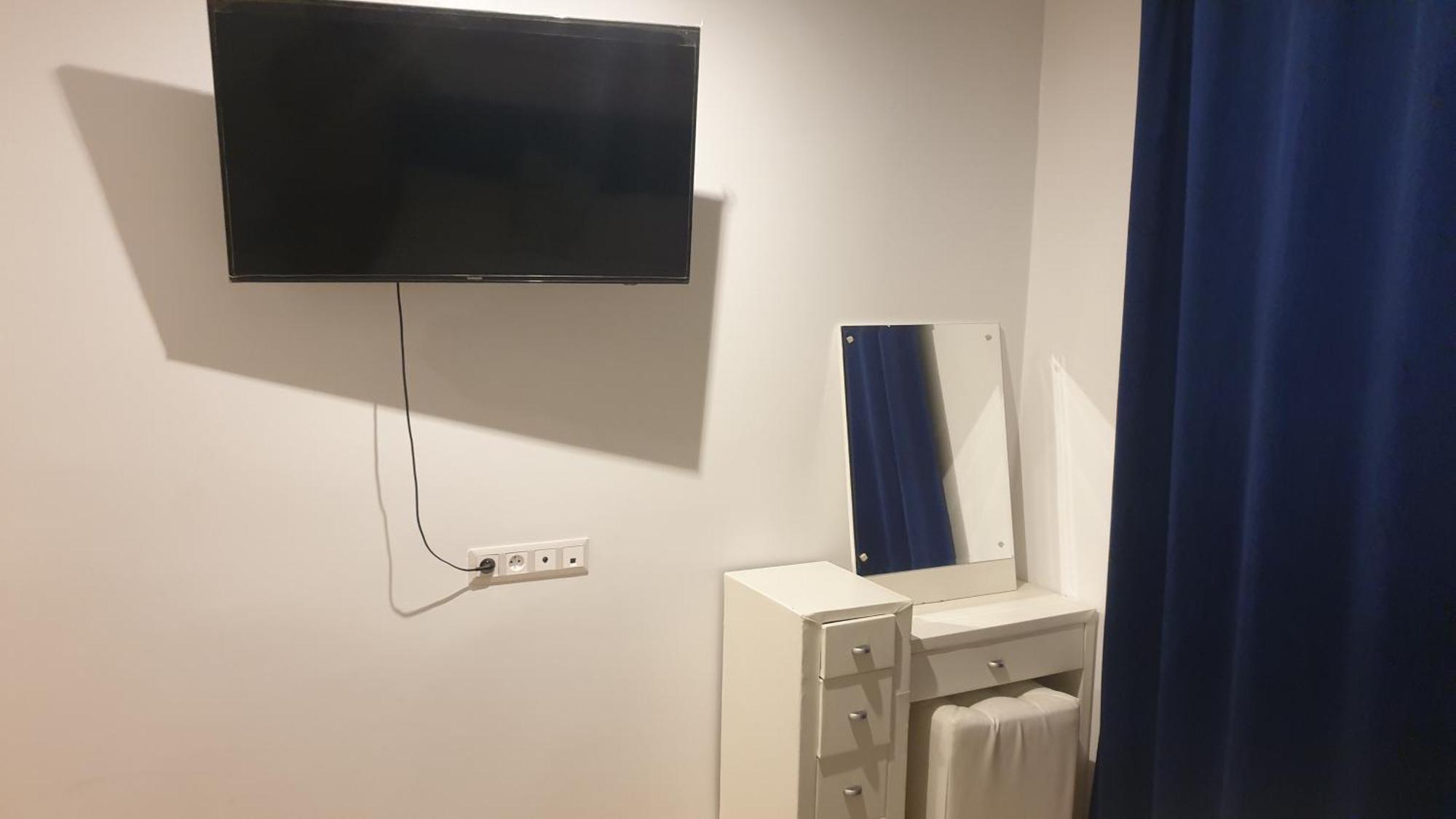 Bel appartement meublé les quais vert Oujda Esterno foto